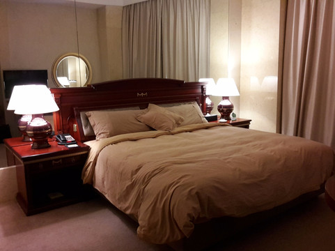 白金汉爵大酒店(苏州相城店)主图