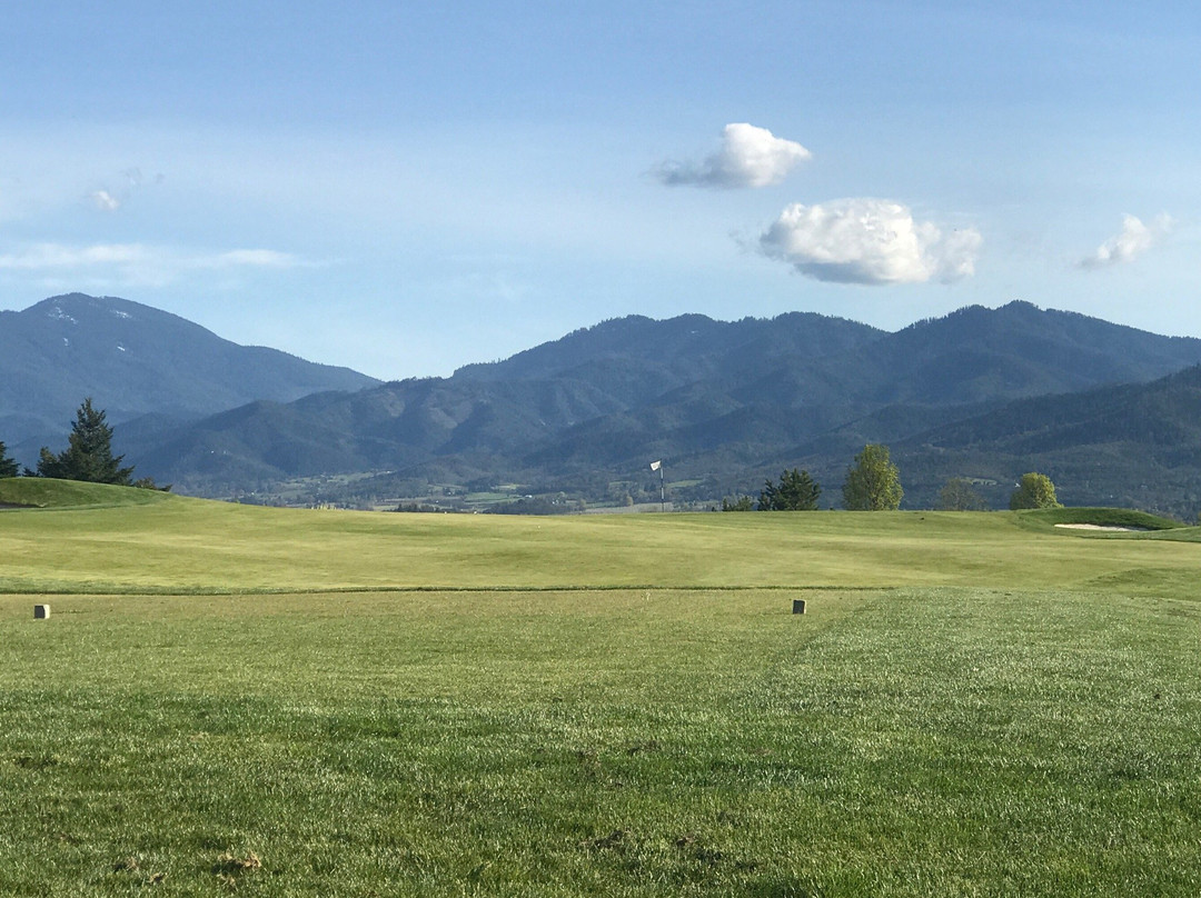 Centennial Golf Club-梅德福必去景点