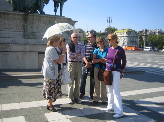 Agnes - Tour Guide in Budapest-布达佩斯必去景点