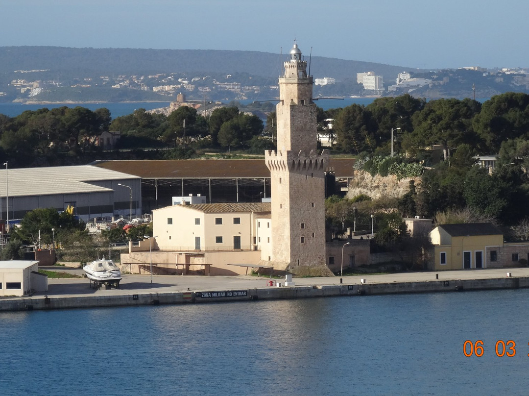 Faro de Portopi景点图片