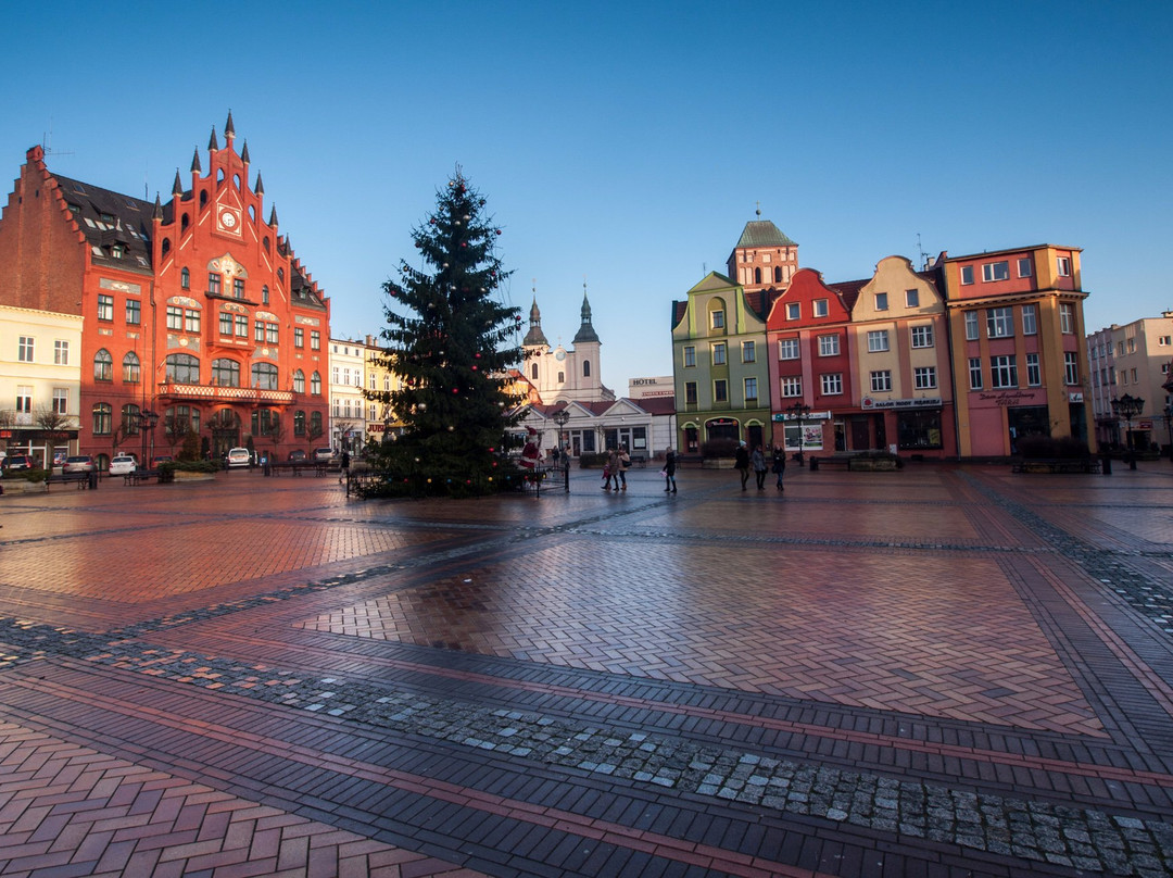 Market Square in Chojnice景点图片