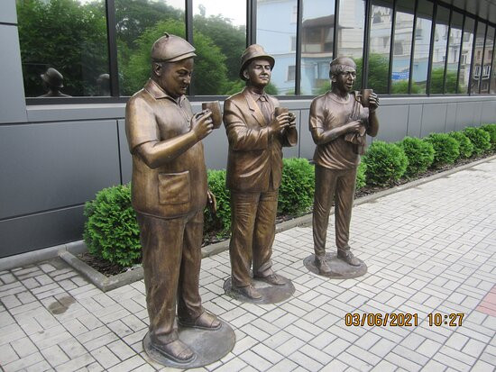 Trus Balbes i Byvaly Sculptural Group-Makiivka必去景点