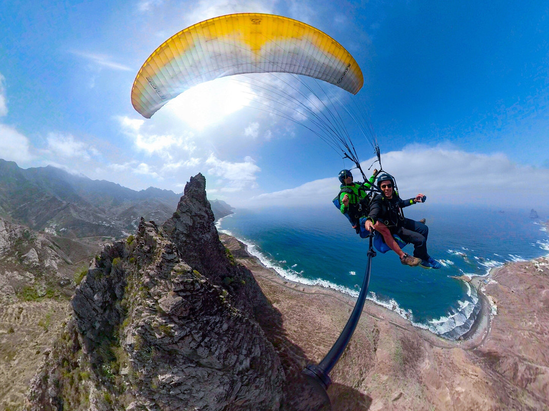 Parapente Canarias-圣克鲁斯-德特内里费必去景点