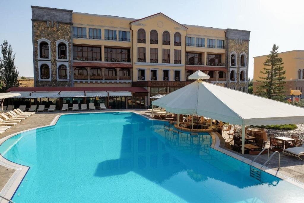 Ashtarak酒店住宿-Caucasus Hotel