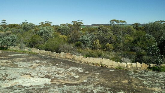 Christmas Rock Walk Trail-Wongan Hills必去景点