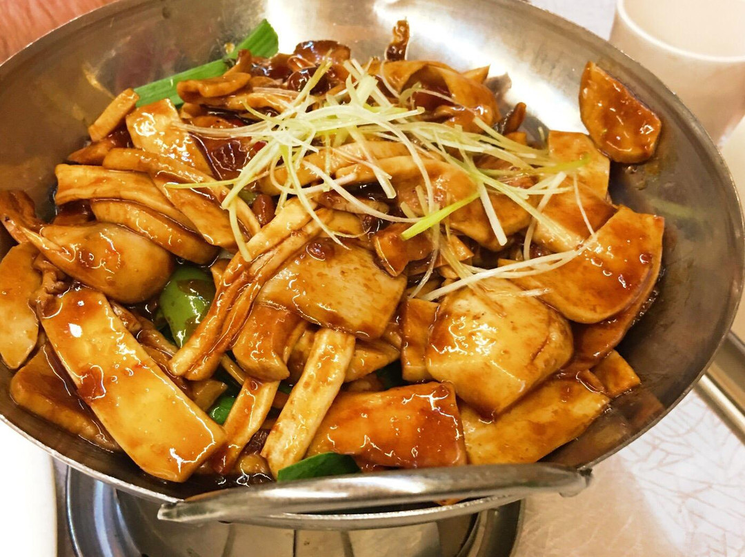 Da wan ju Donganmen