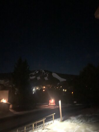 Snow Mountain Village-官方
