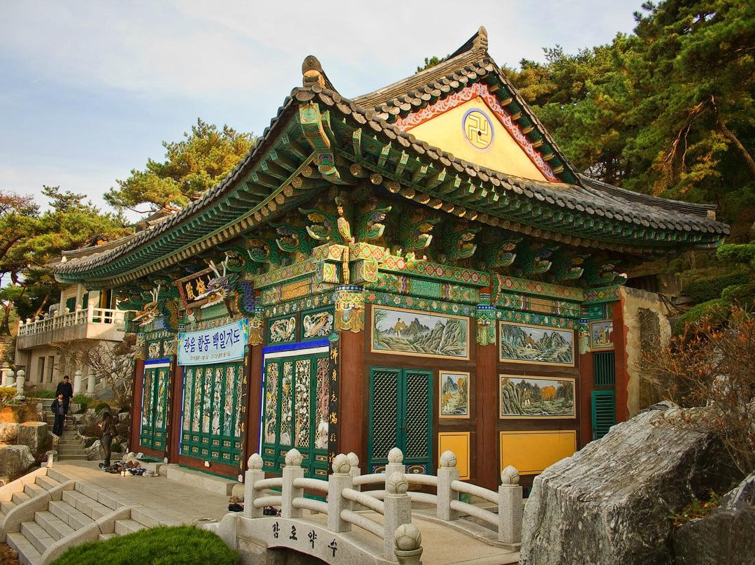 Heungryunsa Temple景点图片