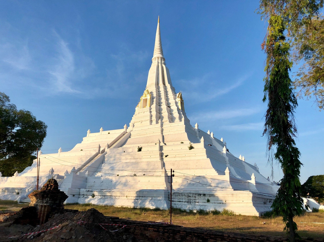 Wat Phu Khao Thong (Golden Mount)景点图片