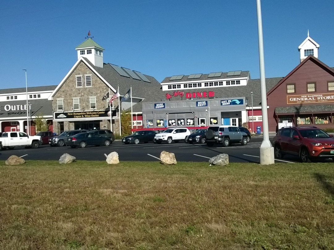 New Hampshire State Liquor Store & Safety Rest Stop景点图片