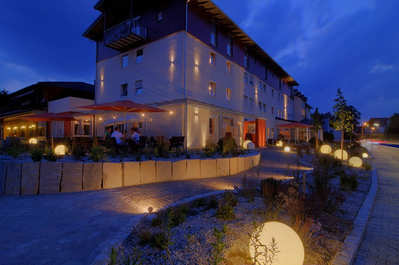 Neukirchen an der Enknach酒店住宿-Inntalhof