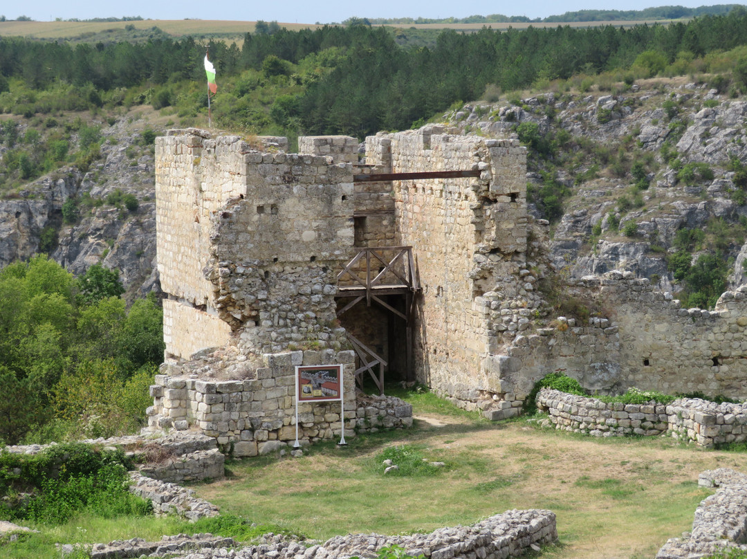 Medieval town of Cherven-Cherven必去景点