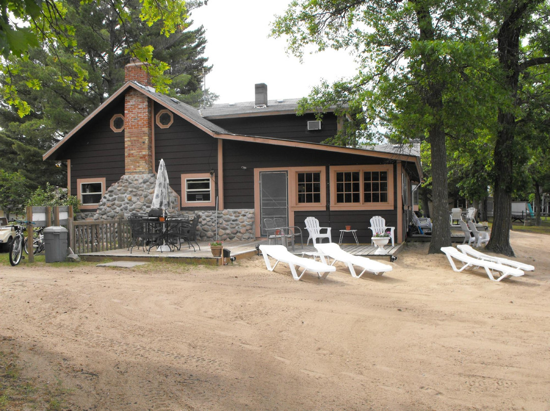 Twin Lakes Lodge And Resort