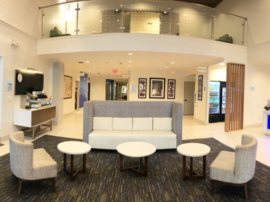 Holiday Inn Express & Suites Greenville by IHG主图