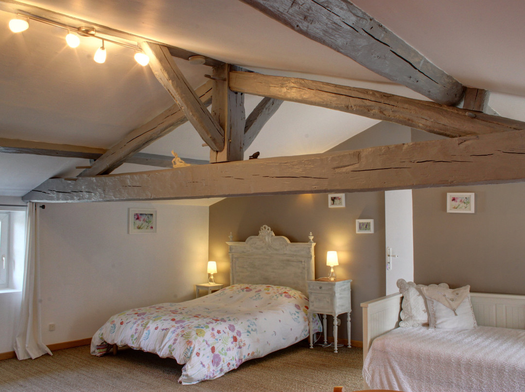 里尼埃旅馆主图