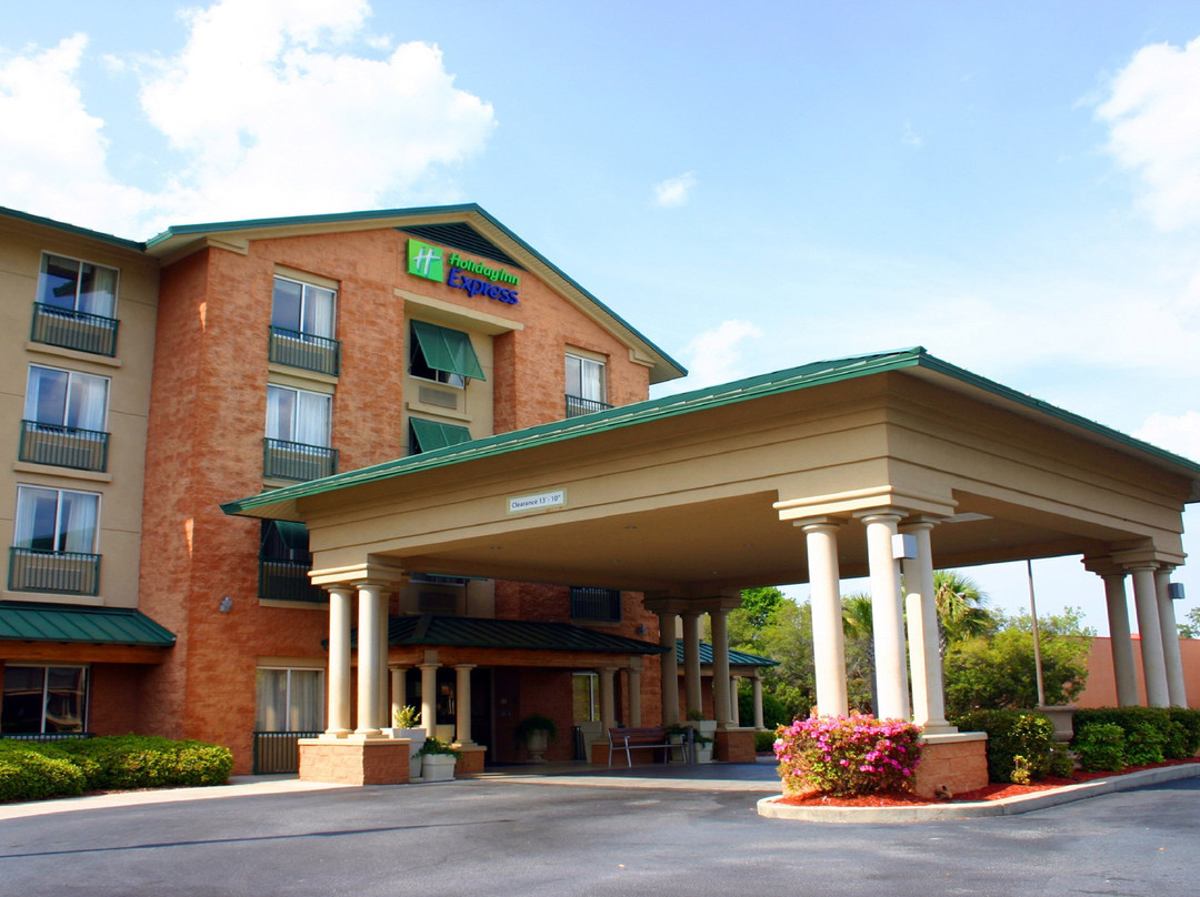 Holiday Inn Express & Suites Bluffton @ Hilton Head Area By IHG主图