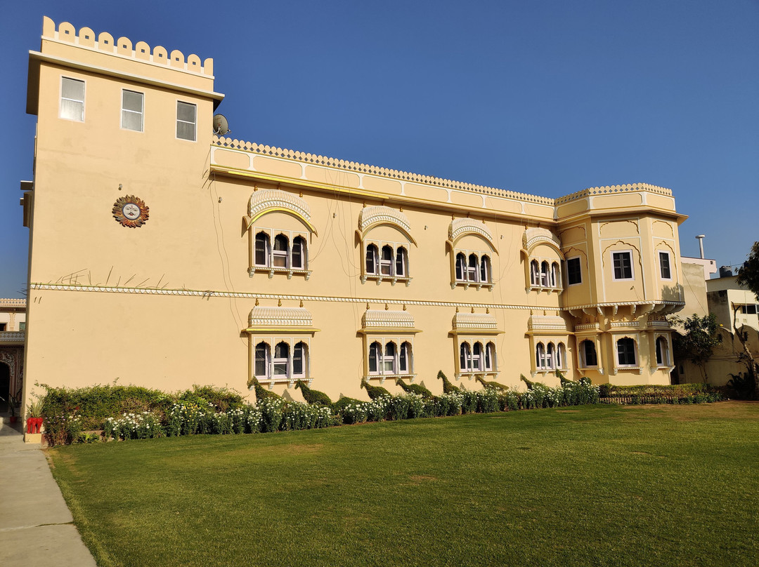 Hotel Jamuna Resort主图