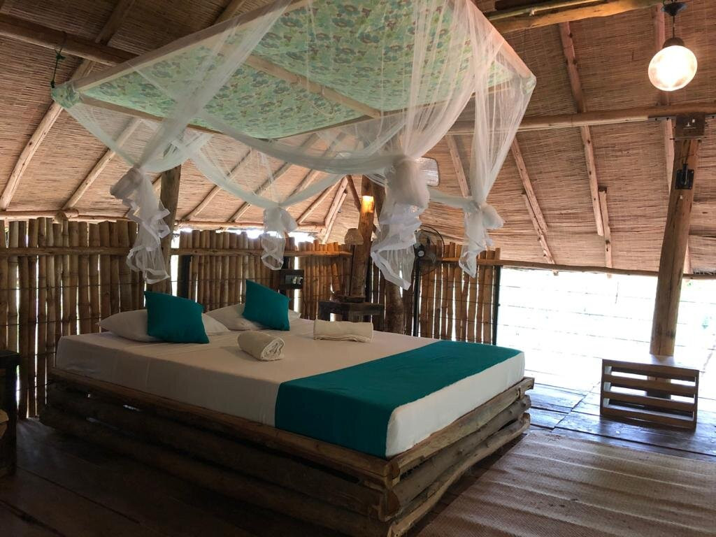 萨拉伊村酒店主图