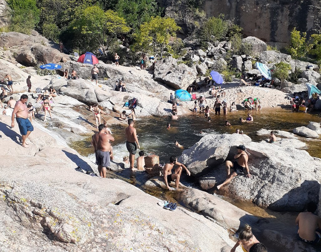 Nido del Aguila-Mina Clavero必去景点