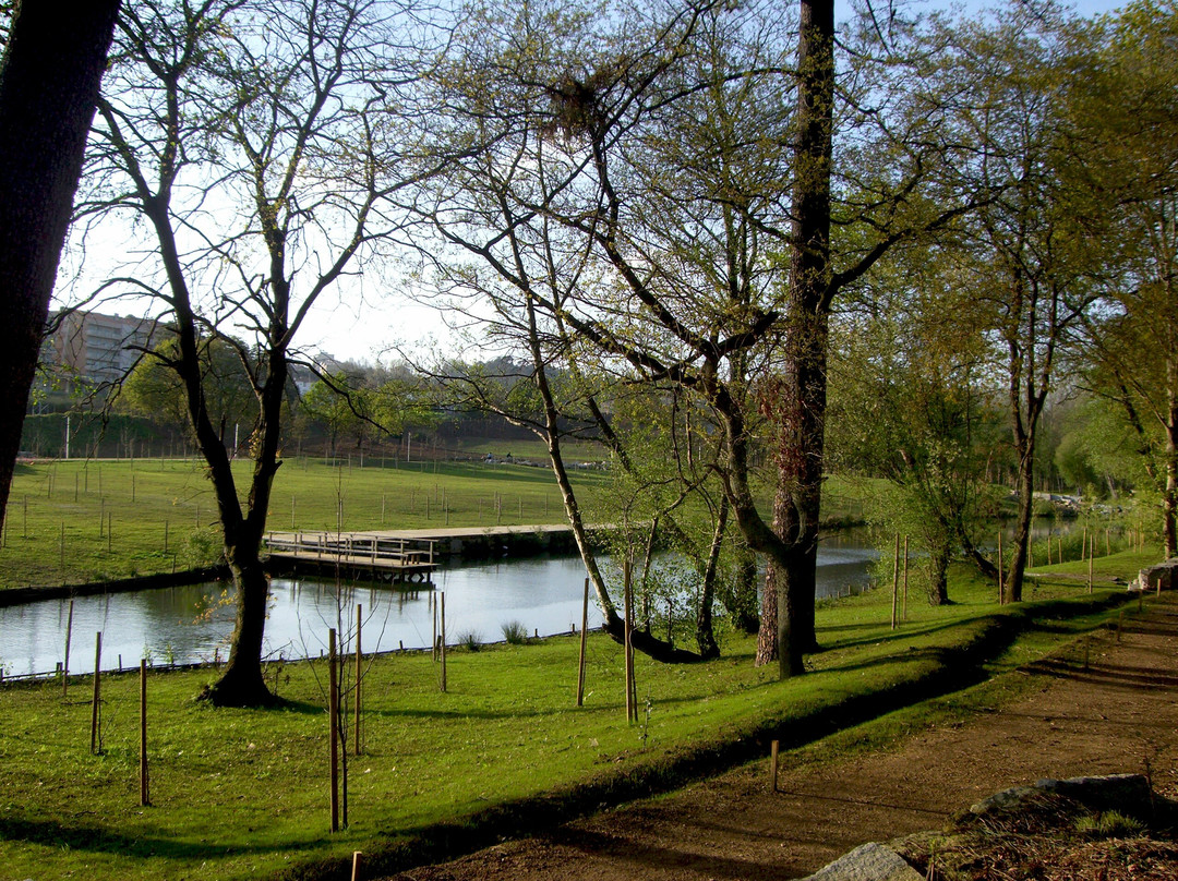 Parque Urbano do Rio Ul景点图片