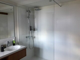 Hotel Nest and Bietschhorn主图