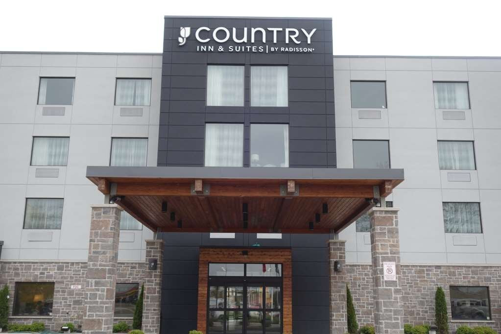 Country Inn & Suites by Radisson, Belleville, ON主图