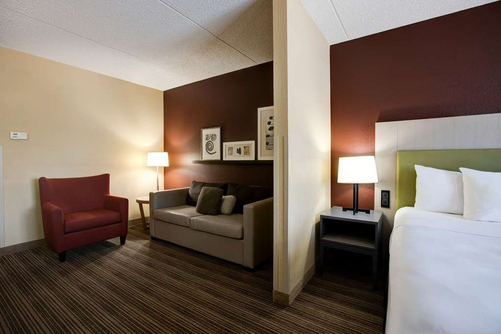 Comfort Inn & Suites St. Paul Northeast主图