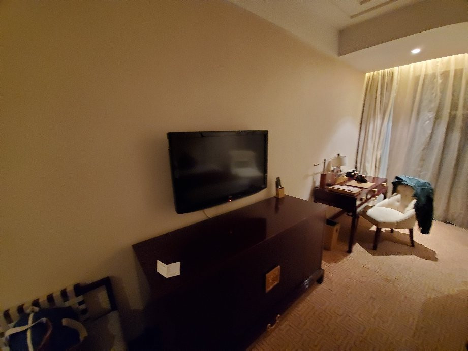 武当山建国饭店主图