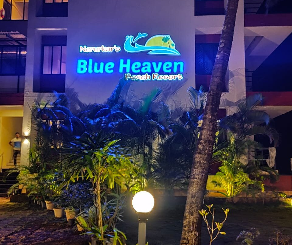 Blue Heaven Beach Resort主图