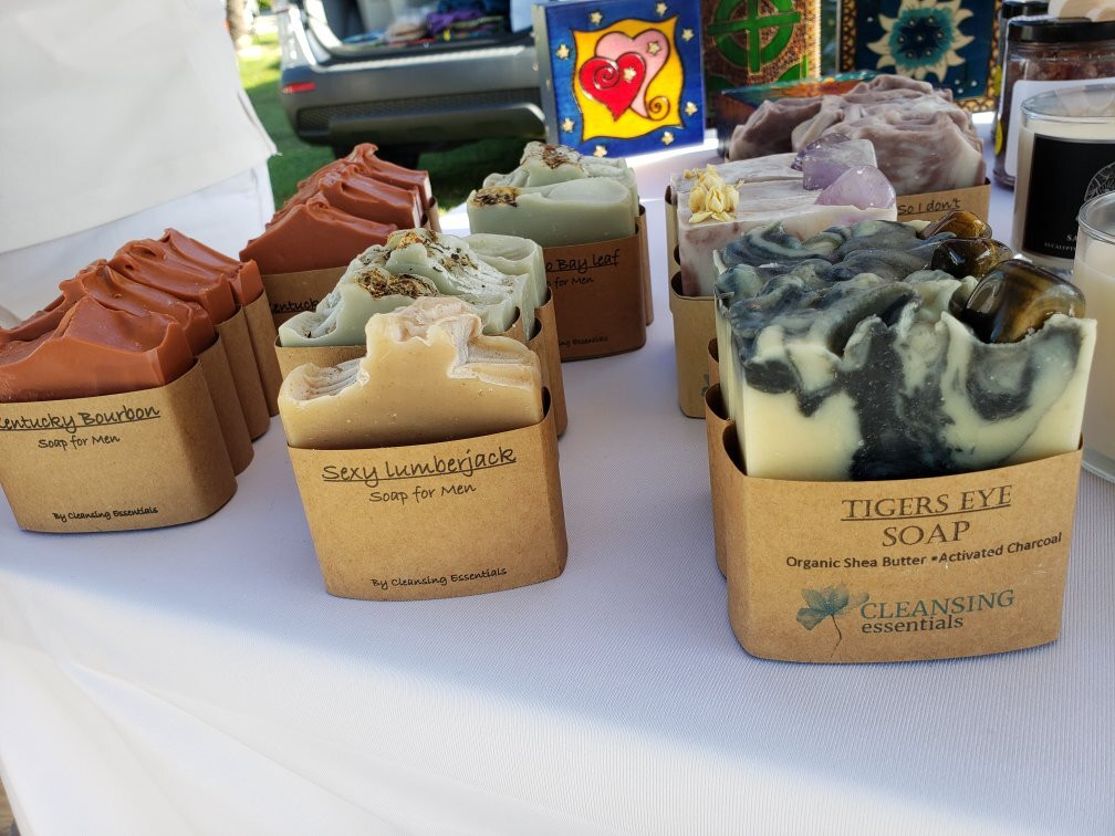 Santini Farmers Market-迈尔斯堡海滩必去景点