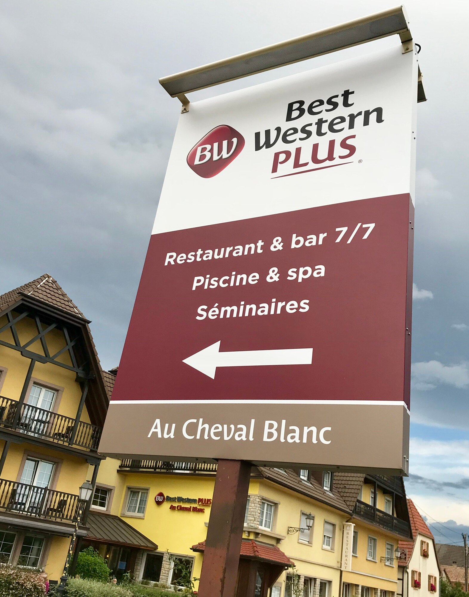 Best Western Plus Au Cheval Blanc-portrait