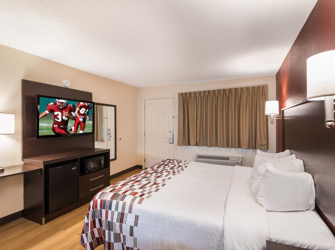 Red Roof Inn Temple主图