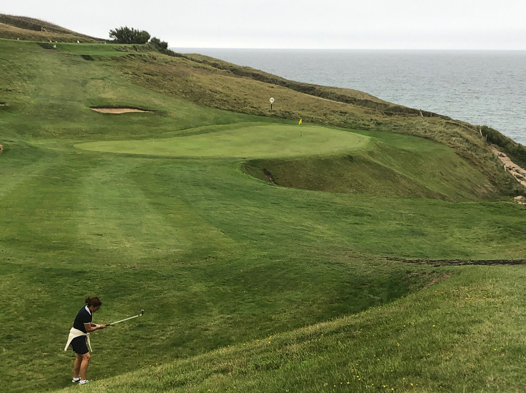 Mullion Golf Club景点图片