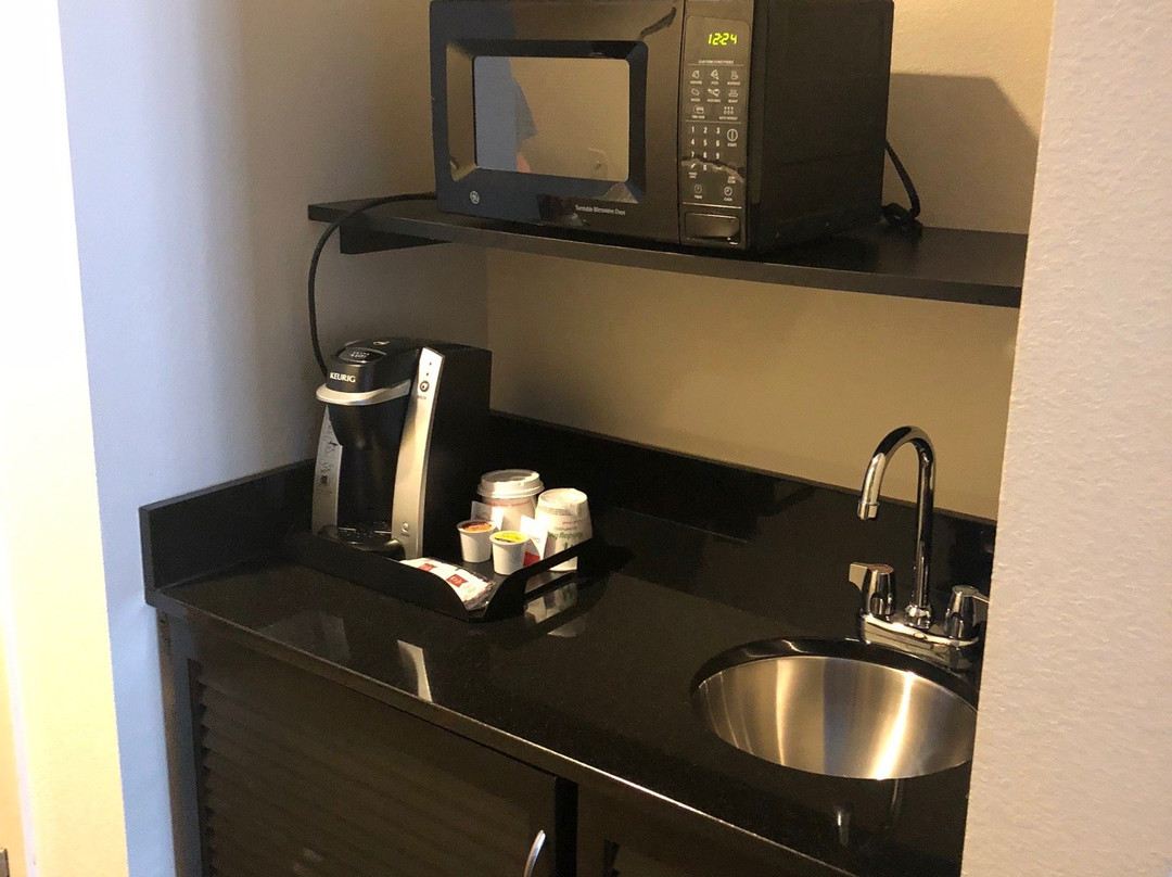 罗克山假日酒店主图