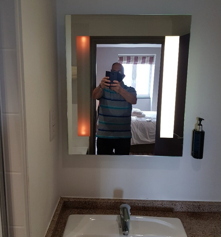 Village Hotel Bournemouth主图