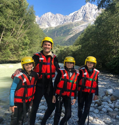 Yellowrafting-霞慕尼必去景点
