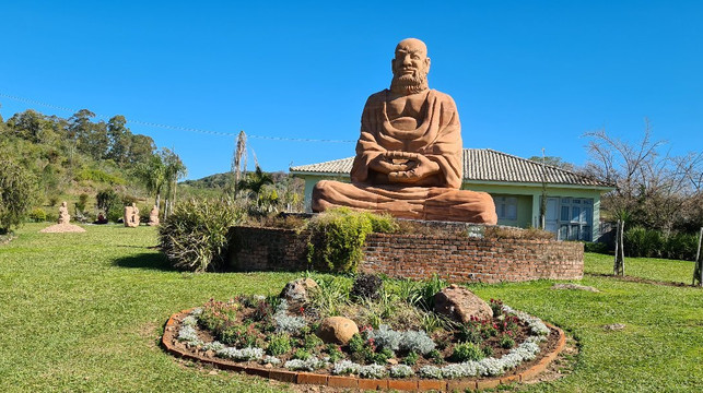 Jardim das Esculturas-Julio de Castilhos必去景点