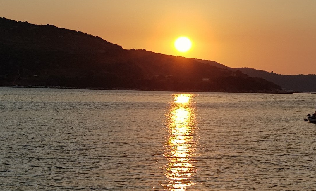 Theofilos Studios & Apartments主图