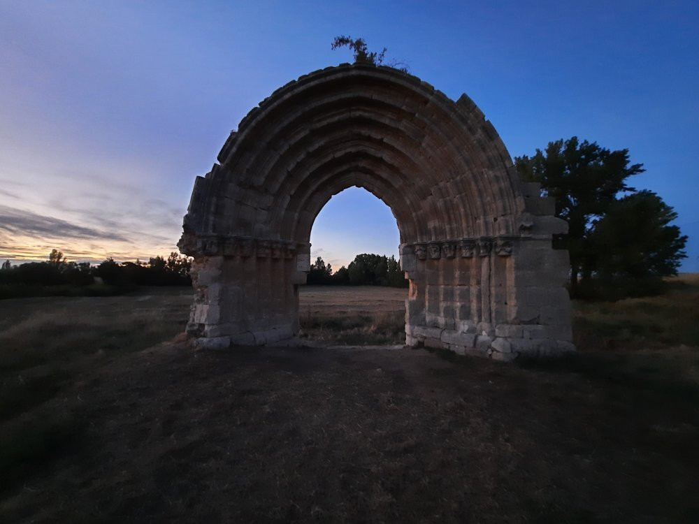 Arco De San Miguel De Mazarreros景点图片