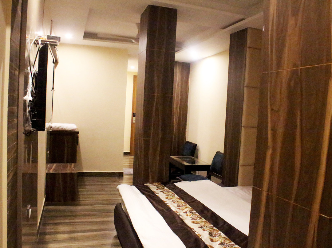 Hotel Ganga Heights主图