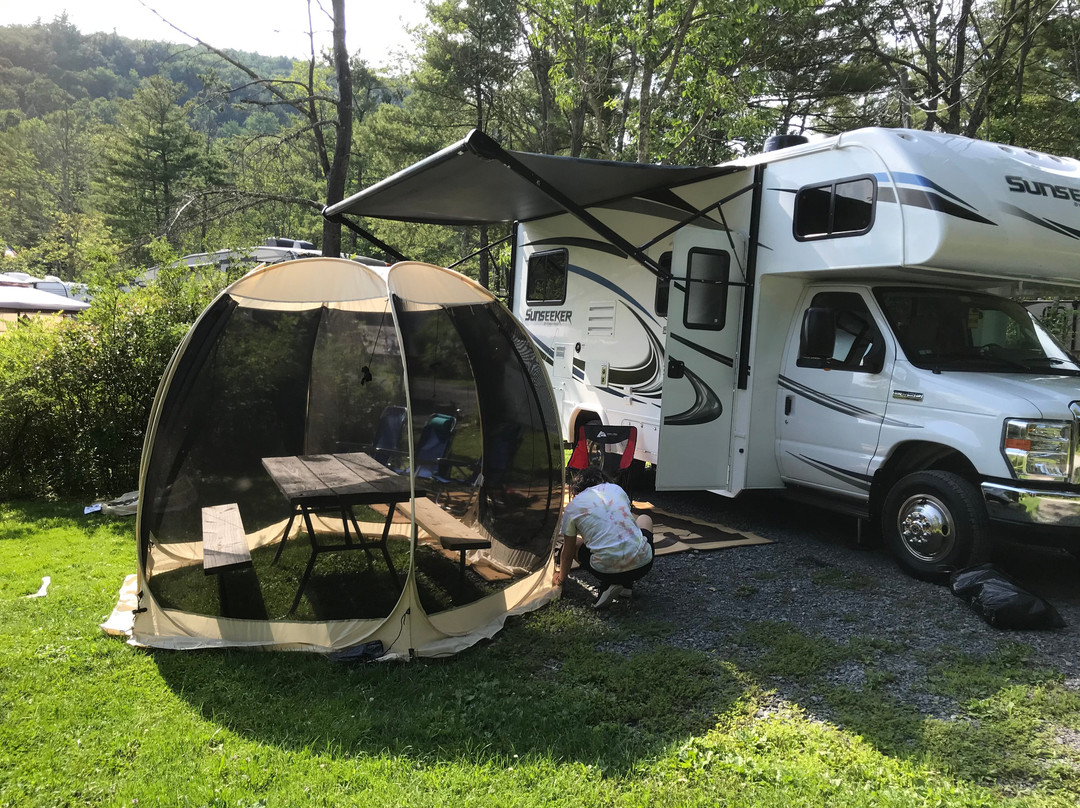 Twin Oaks Campground