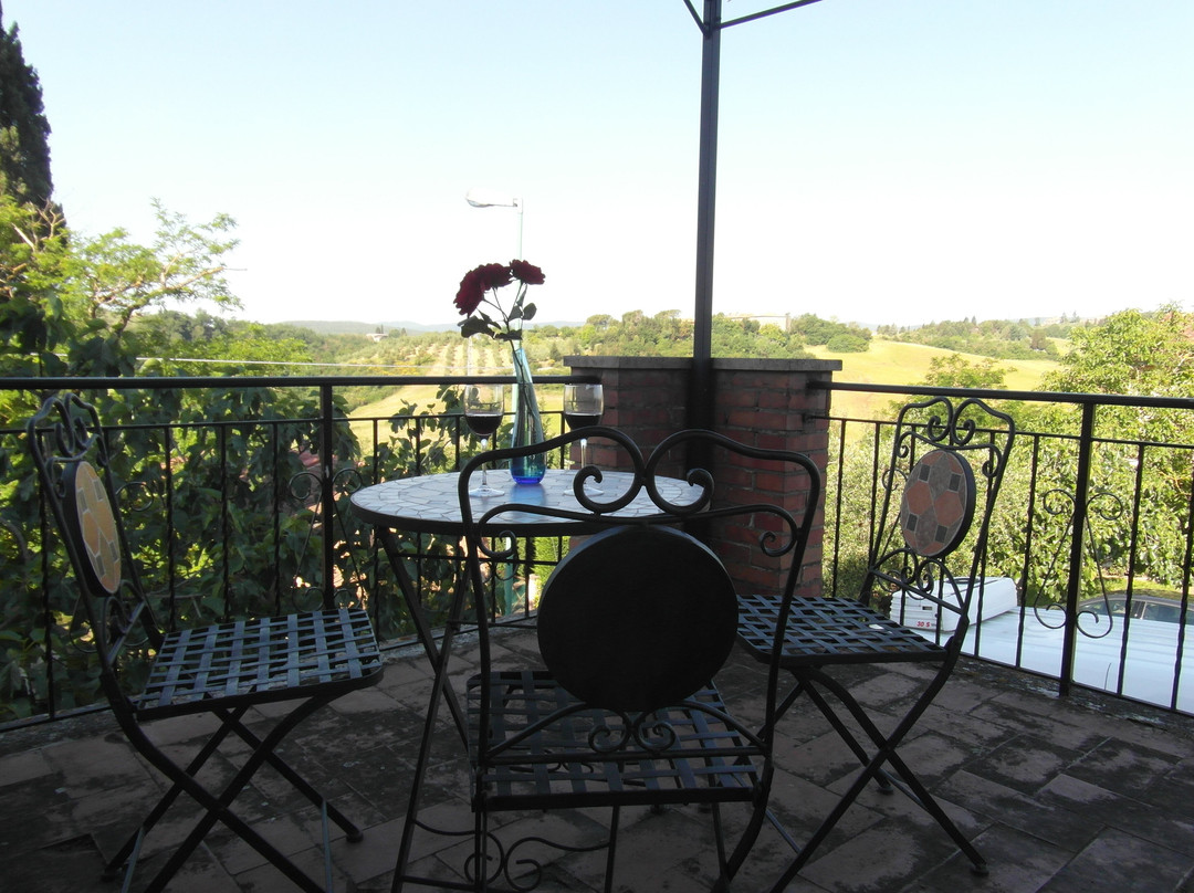 吉利阿奇食宿酒店主图