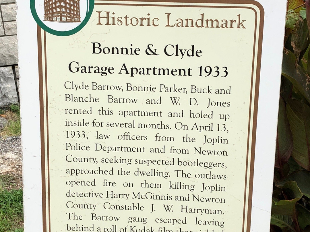 Bonnie and Clyde's Joplin Garage Apartment Hideout景点图片