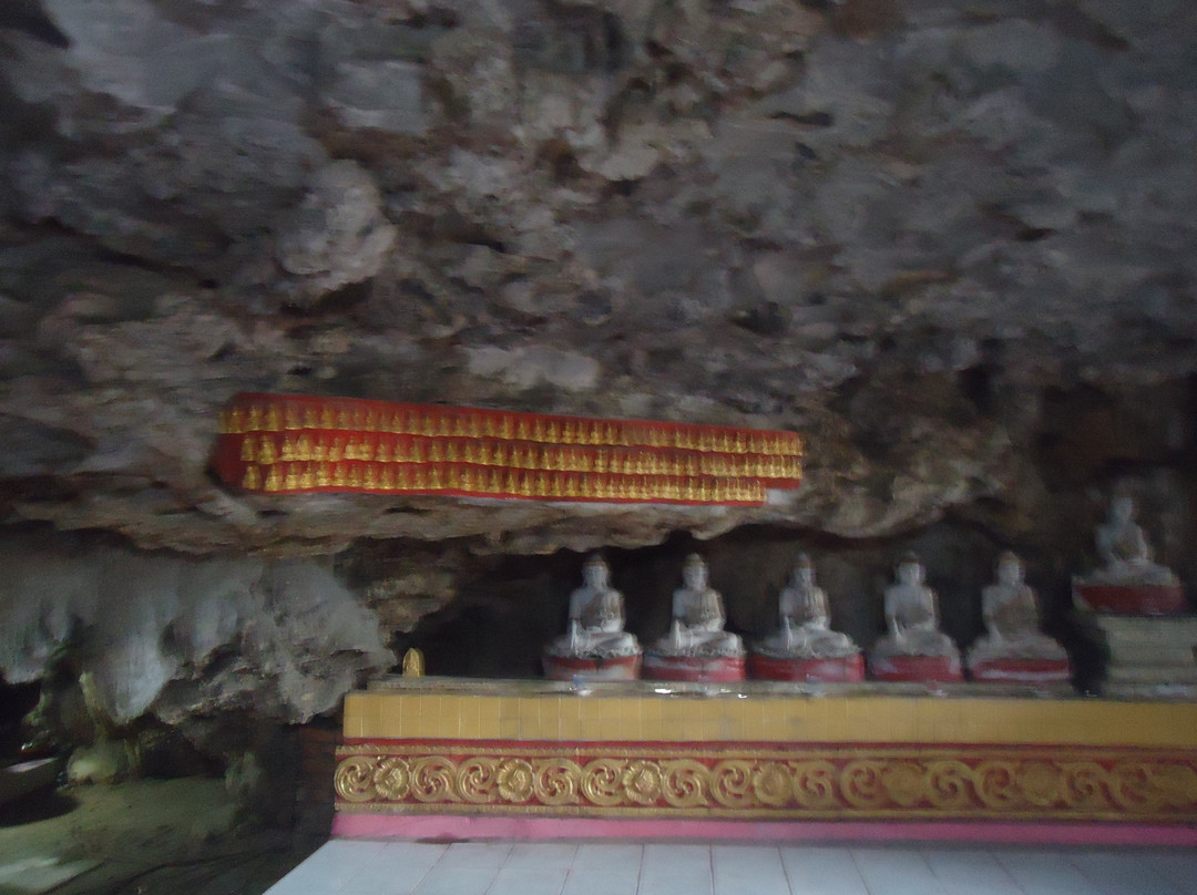 Kaw Ka Thaung Cave-帕安必去景点
