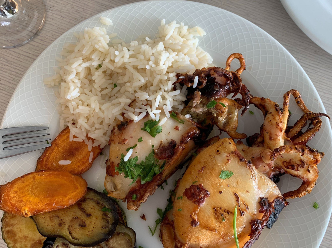 E.J. Pyrgos Bay Hotel主图