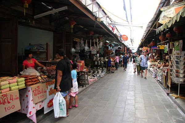 Sam Chuk Market-三出必去景点