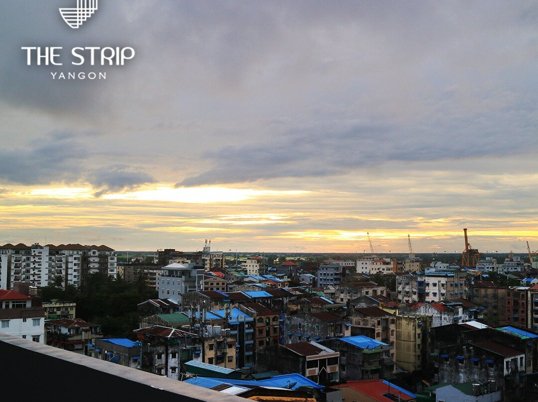 The Strip Yangon - Rooftop Bar