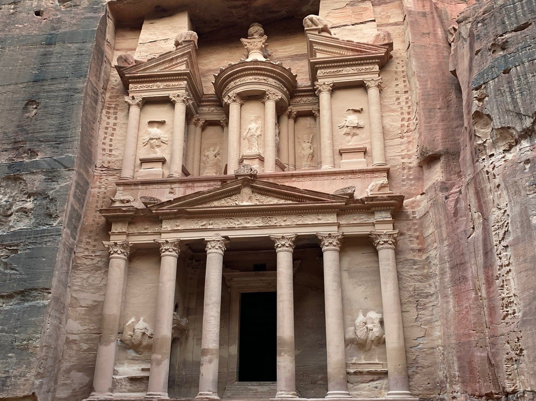 Happy Night House主图