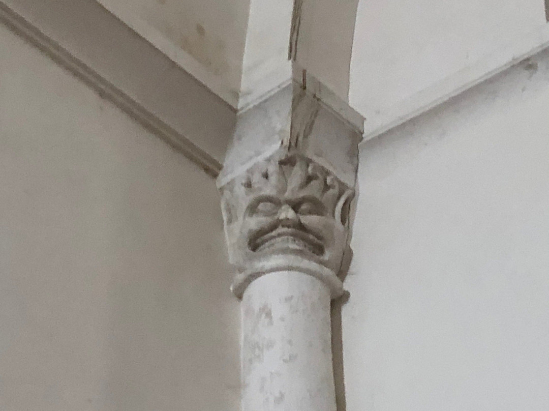 Eglise Saint-Vivien-Les Eglises d'Argenteuil必去景点