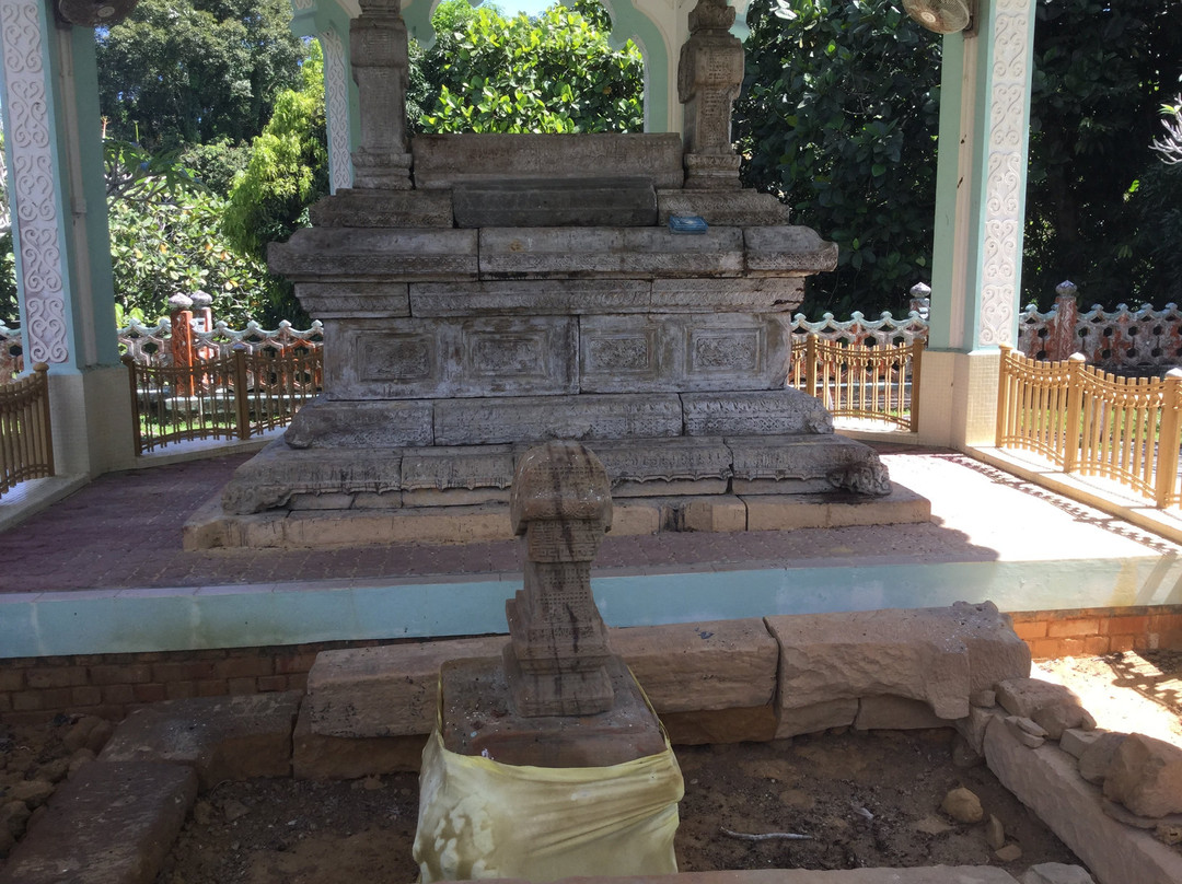 Mausoleum of Sultan Bolkiah景点图片